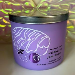 Bath And Body Works 3wickcandle Wildberry Jam Donut